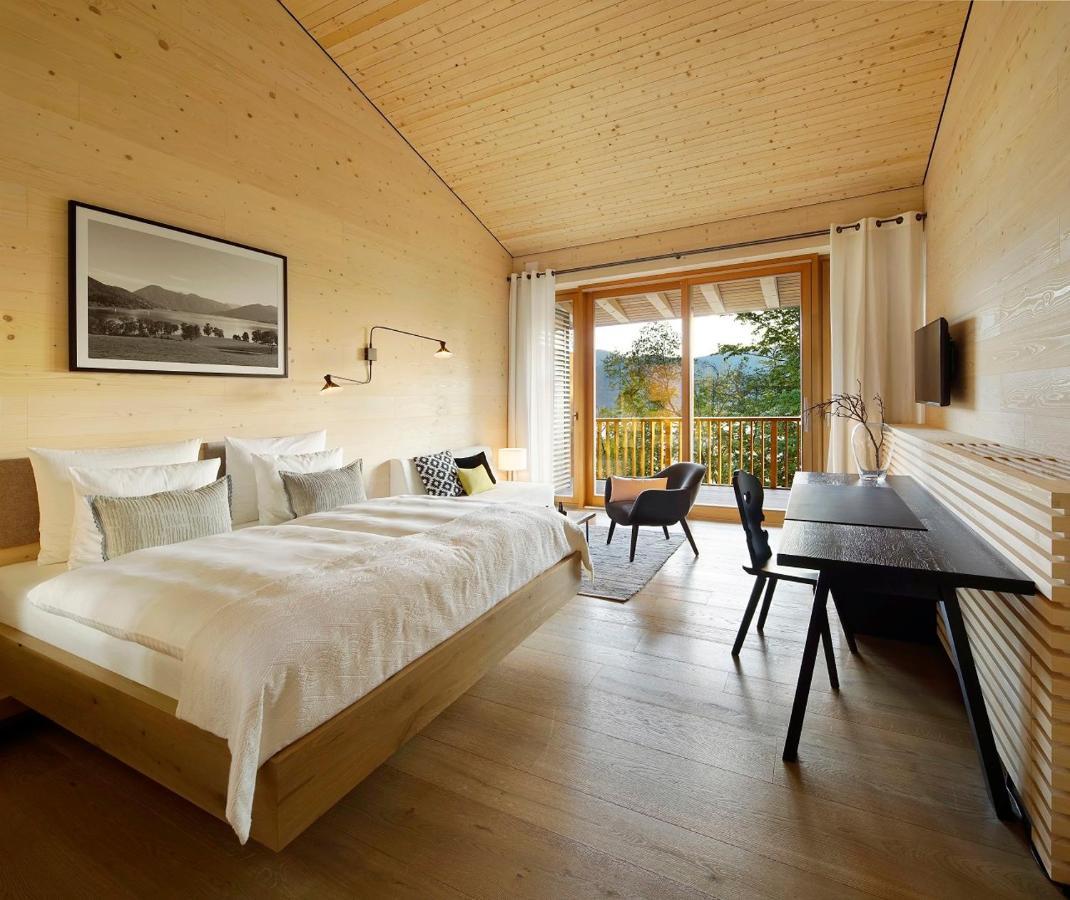 Das Tegernsee Exterior photo A room at the Hotel 7132