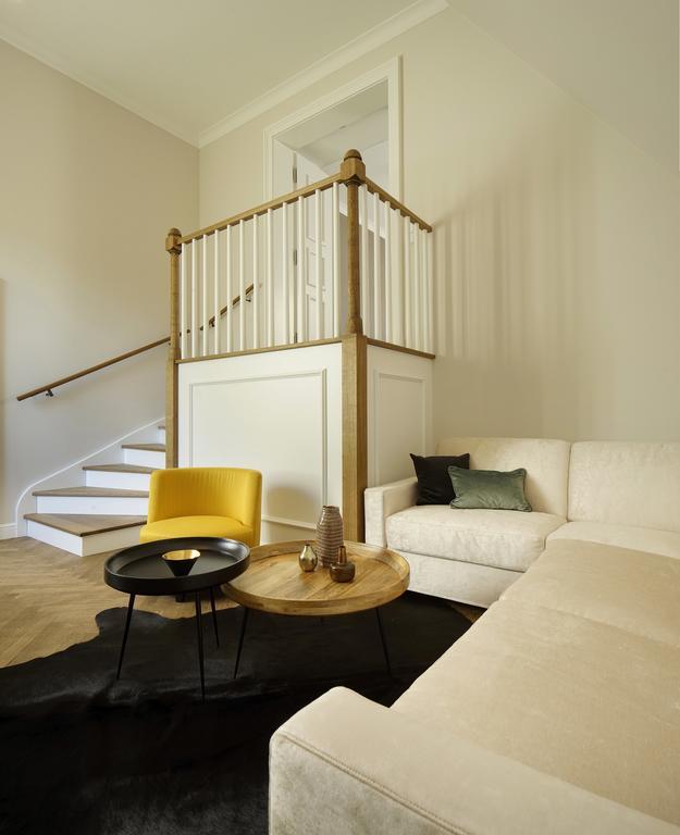 Das Tegernsee Exterior photo A staircase in a home